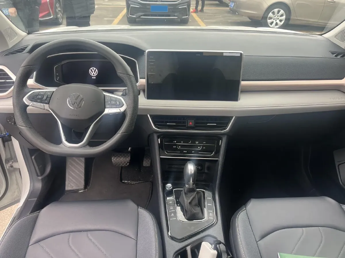 2024 Volkswagen Tharu 1.5T 160HP L4 7DCT,autocango,china used car exporter,china ev exporter,chinese used car exporter,chinese used ev exporter