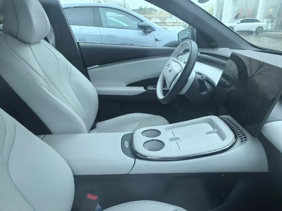 2025 Xpeng G7 BEV,autocango,china used car exporter,china ev exporter,chinese used car exporter,chinese used ev exporter