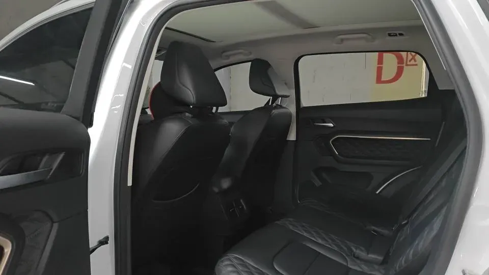 2021 Haval H6 1.5T 150HP L4 7DCT,autocango,china used car exporter,china ev exporter,chinese used car exporter,chinese used ev exporter