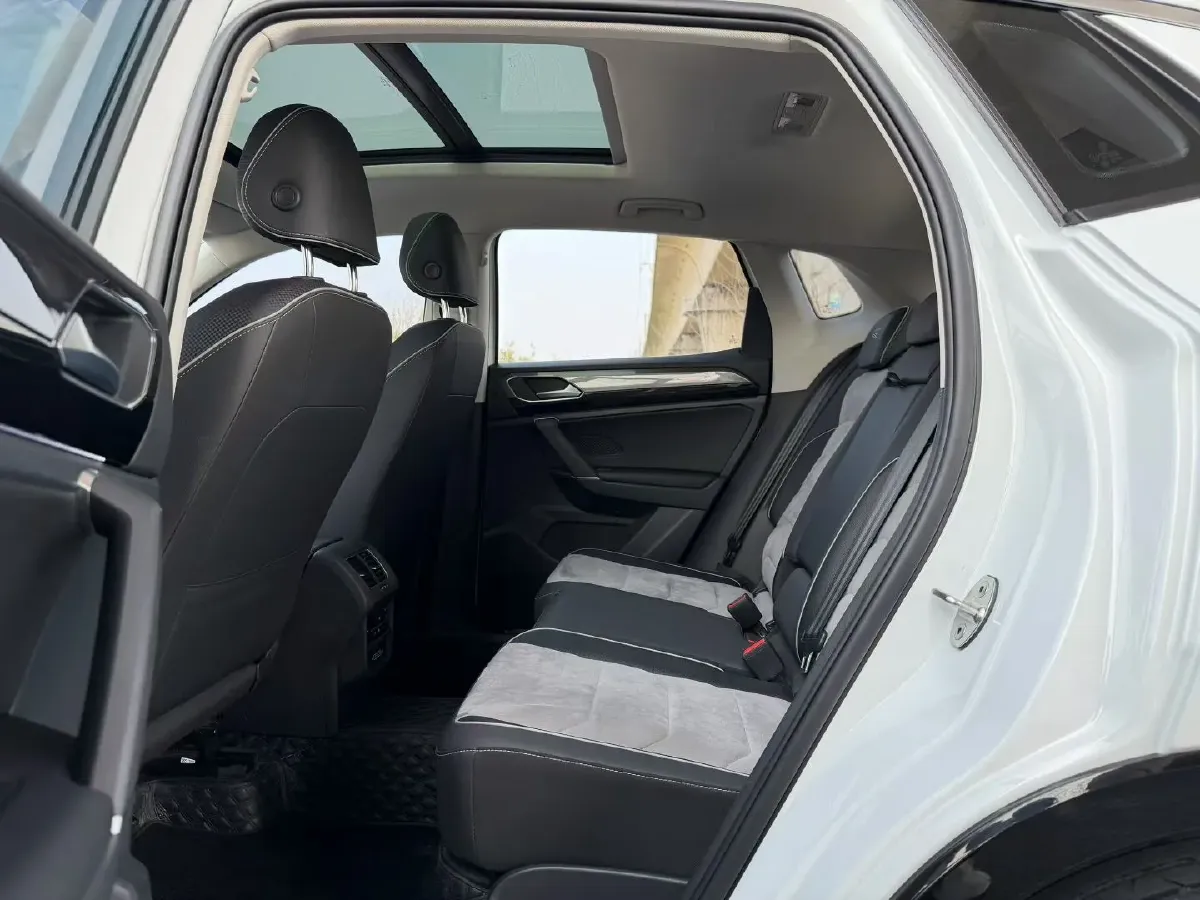 2020 Volkswagen Tayron X 2.0T 186HP L4 7DCT,autocango,china used car exporter,china ev exporter,chinese used car exporter,chinese used ev exporter