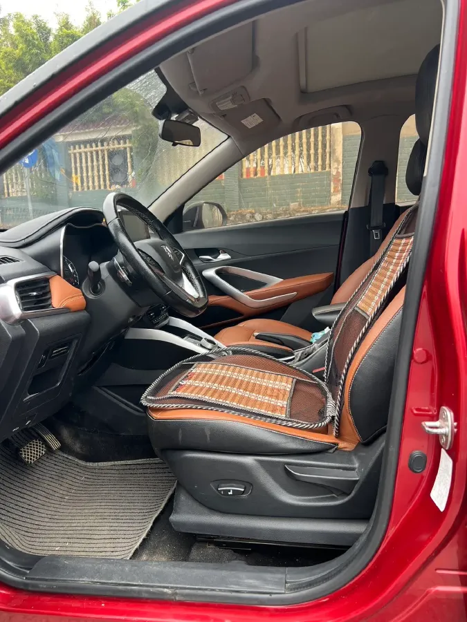 2018 KaiYi E3 1.6L 110HP L4 5MT,autocango,china used car exporter,china ev exporter,chinese used car exporter,chinese used ev exporter