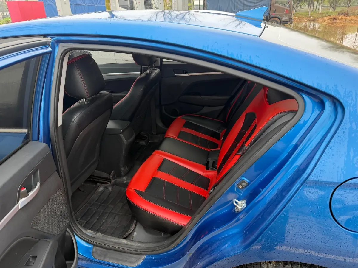 2016 Hyundai Elantra 1.6L 130HP L4 6AT,autocango,china used car exporter,china ev exporter,chinese used car exporter,chinese used ev exporter