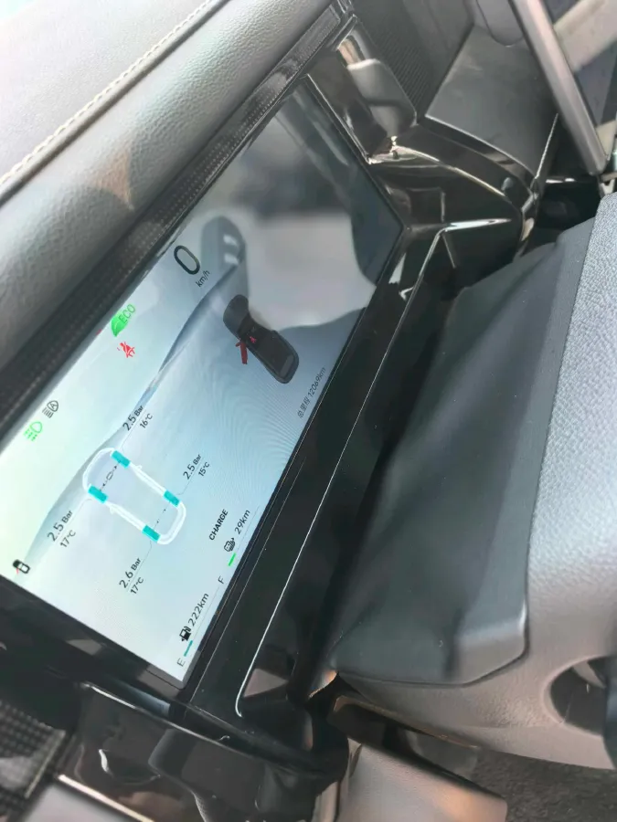 2025 MAXUS XinTu V70 2.0T 150HP L4 9AT,autocango,china used car exporter,china ev exporter,chinese used car exporter,chinese used ev exporter