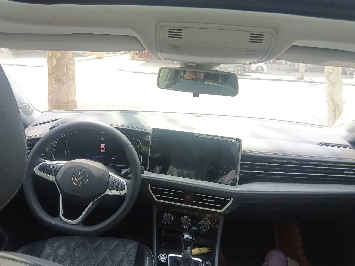 2024 Volkswagen Sagitar 1.5T 160HP L4 7DCT,autocango,china used car exporter,china ev exporter,chinese used car exporter,chinese used ev exporter