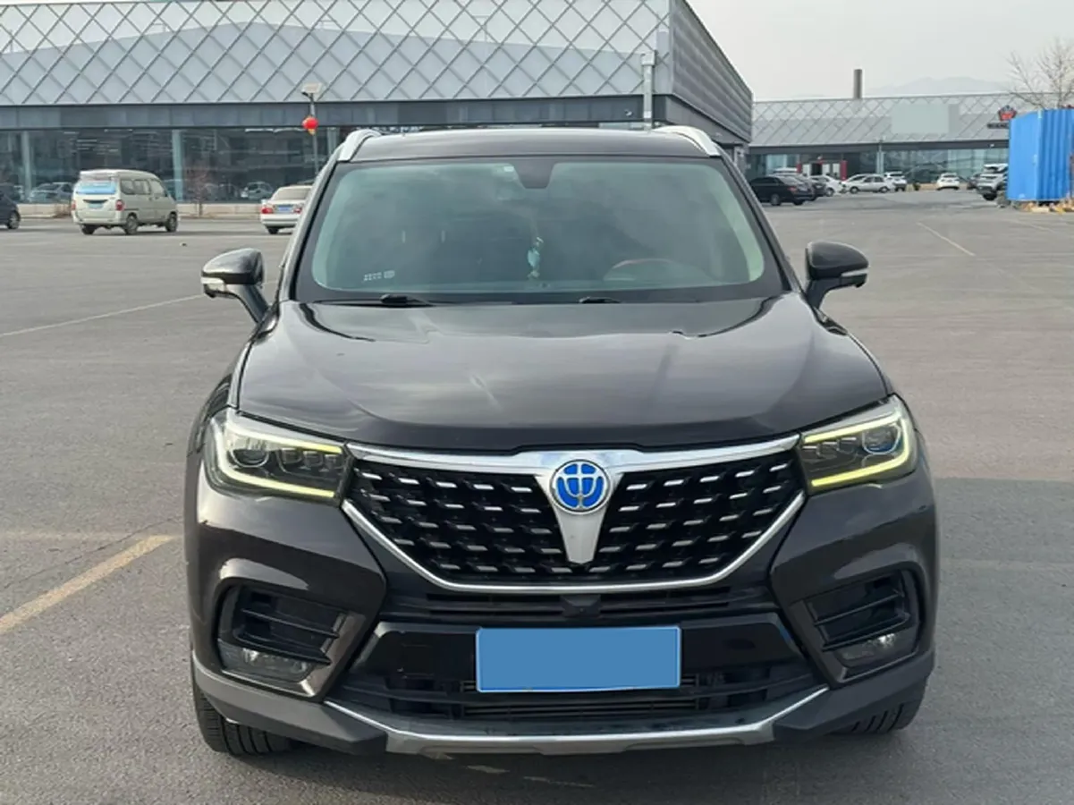 2018 Brilliance Auto V7 1.6T 204HP L4 7DCT,autocango,china used car exporter,china ev exporter,chinese used car exporter,chinese used ev exporter