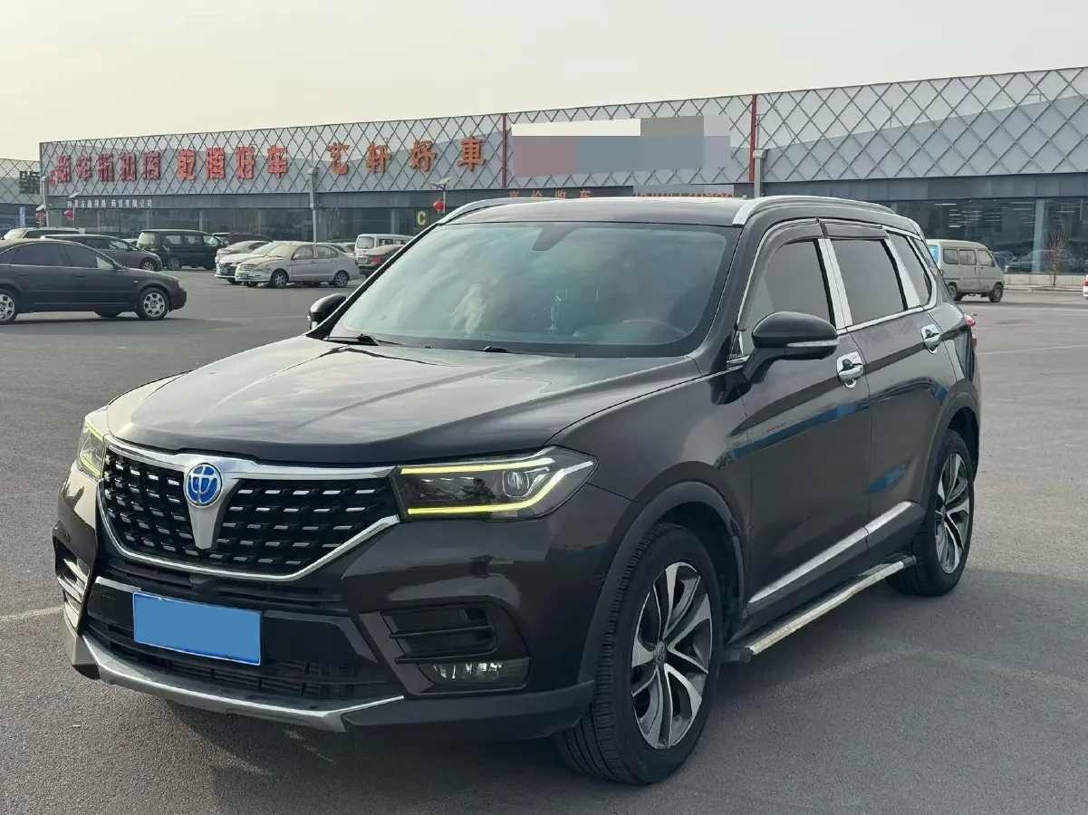 2018 Brilliance Auto V7 1.6T 204HP L4 7DCT,autocango,china used car exporter,china ev exporter,chinese used car exporter,chinese used ev exporter