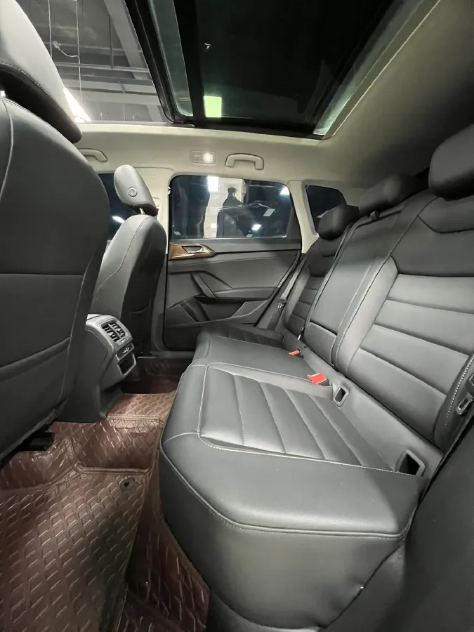 2022 Volkswagen Tharu 1.4T 150HP L4 7DCT,autocango,china used car exporter,china ev exporter,chinese used car exporter,chinese used ev exporter