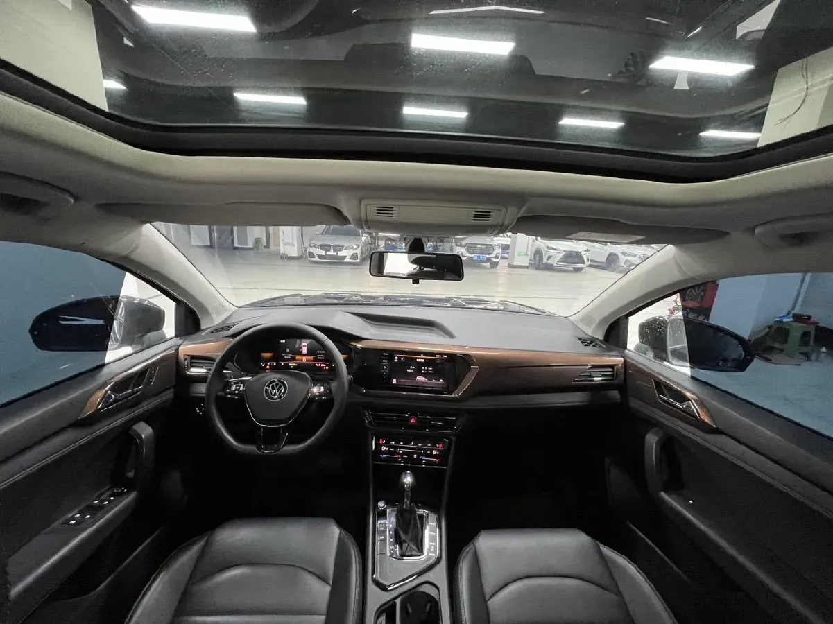 2022 Volkswagen Tharu 1.4T 150HP L4 7DCT,autocango,china used car exporter,china ev exporter,chinese used car exporter,chinese used ev exporter