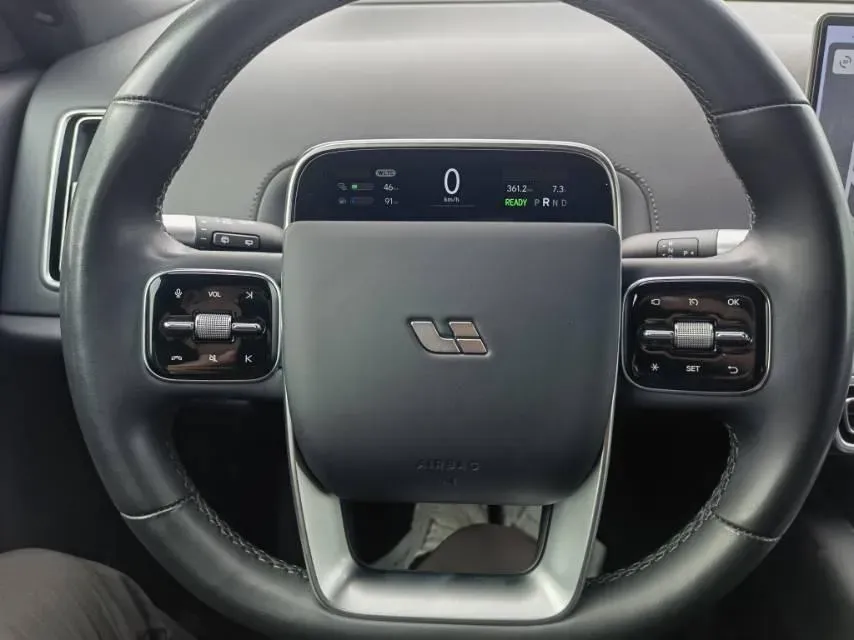 2023 Li L9 Range Extended 154HP REEV 42.6KWH,autocango,china used car exporter,china ev exporter,chinese used car exporter,chinese used ev exporter