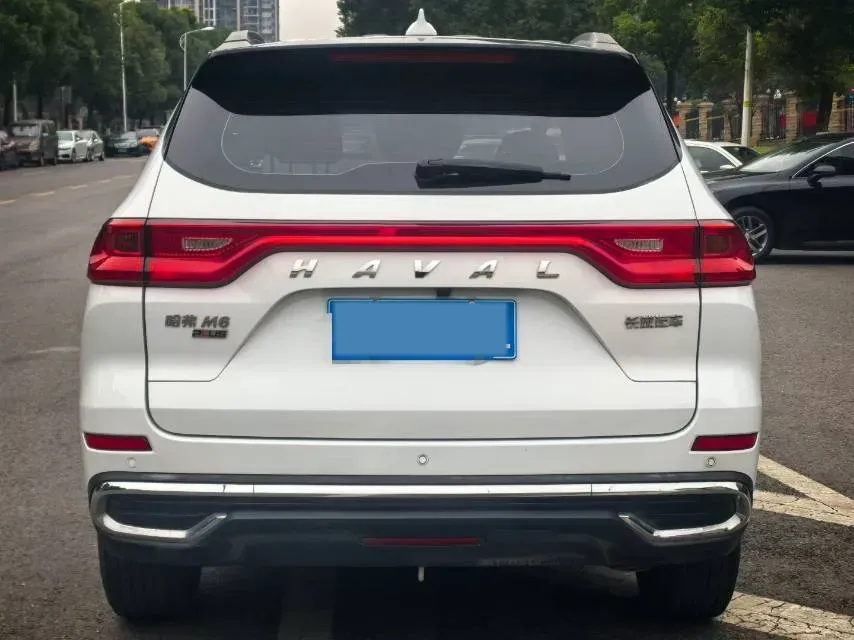 2021 Haval M6 1.5T 150HP L4 7DCT,autocango,china used car exporter,china ev exporter,chinese used car exporter,chinese used ev exporter