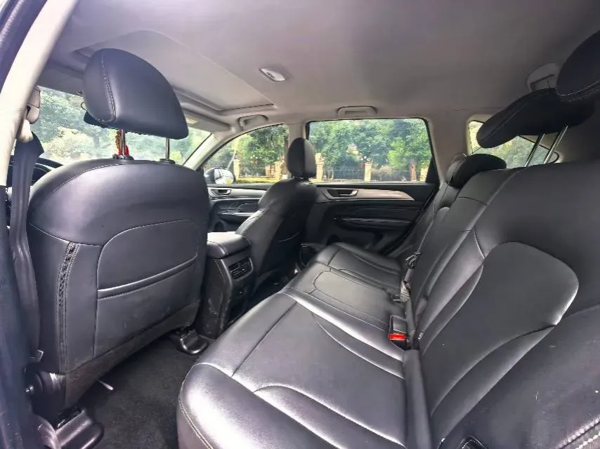 2021 Haval M6 1.5T 150HP L4 7DCT,autocango,china used car exporter,china ev exporter,chinese used car exporter,chinese used ev exporter