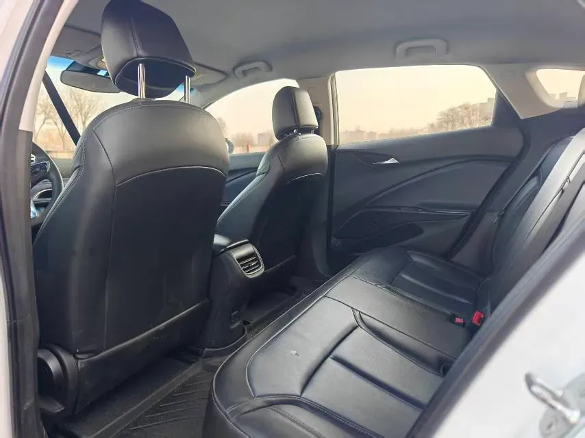 2022 Bestune T99 2.0T 224HP L4 6AT,autocango,china used car exporter,china ev exporter,chinese used car exporter,chinese used ev exporter