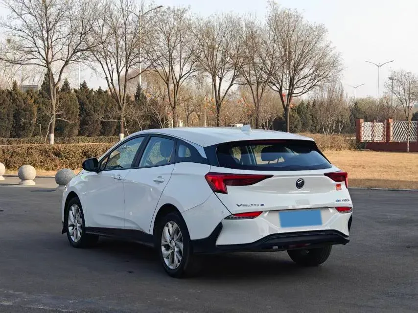 2022 Bestune T99 2.0T 224HP L4 6AT,autocango,china used car exporter,china ev exporter,chinese used car exporter,chinese used ev exporter