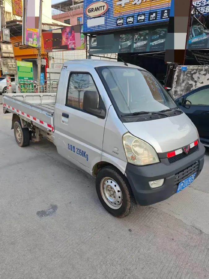 2019 WuLing RongGuang Mini Truck 1.5L 107HP L4 5MT,autocango,china used car exporter,china ev exporter,chinese used car exporter,chinese used ev exporter