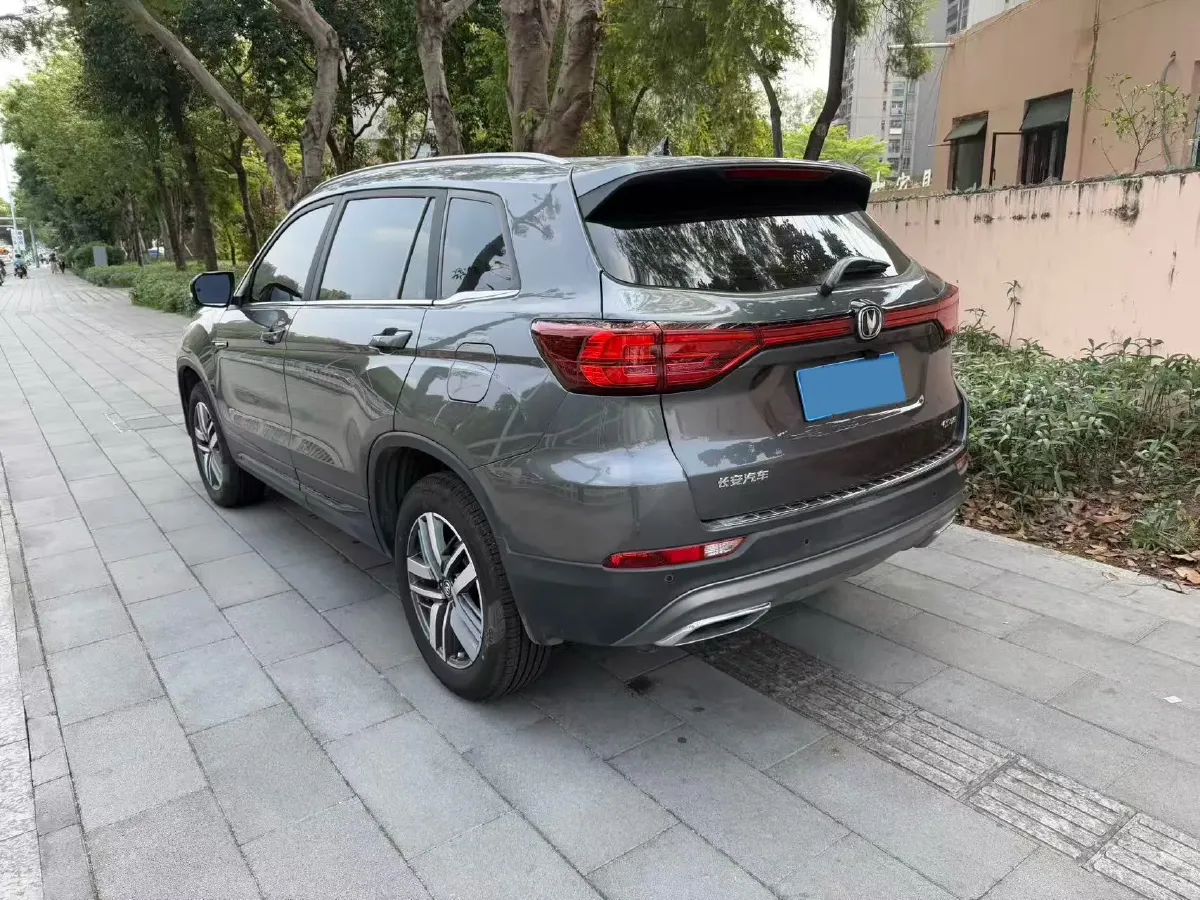 2024 ChangAn CS75 1.5T 188HP L4 7DCT,autocango,china used car exporter,china ev exporter,chinese used car exporter,chinese used ev exporter