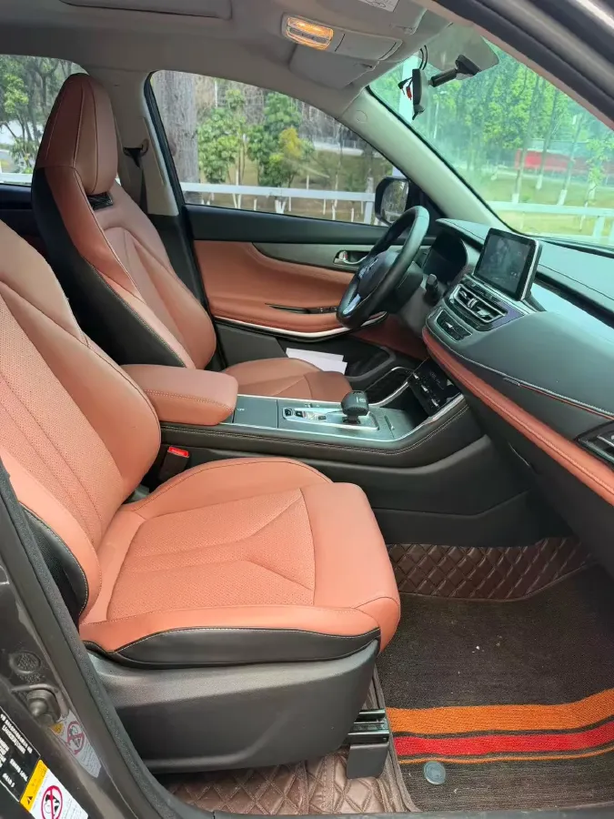 2024 ChangAn CS75 1.5T 188HP L4 7DCT,autocango,china used car exporter,china ev exporter,chinese used car exporter,chinese used ev exporter