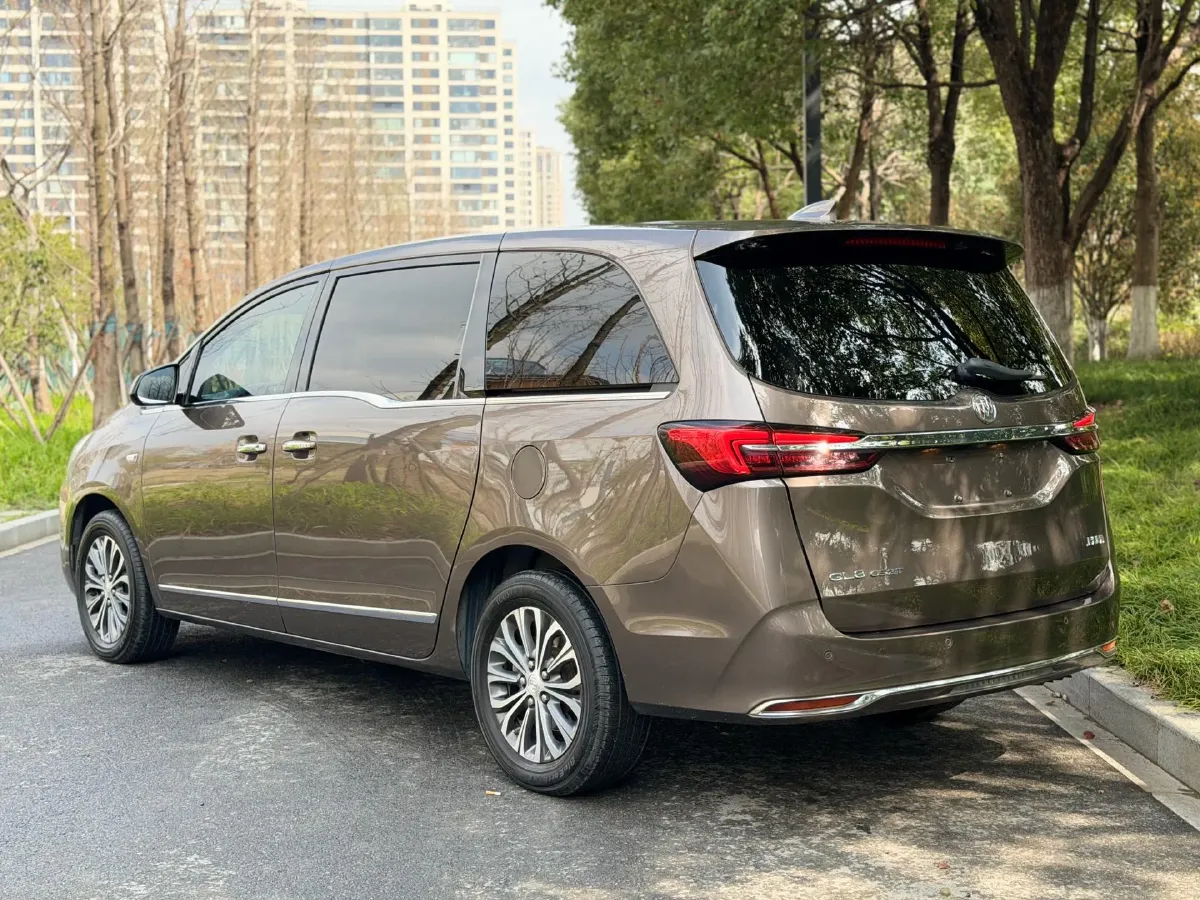 2021 Buick GL8 2.0T 237HP L4 9AT,autocango,china used car exporter,china ev exporter,chinese used car exporter,chinese used ev exporter