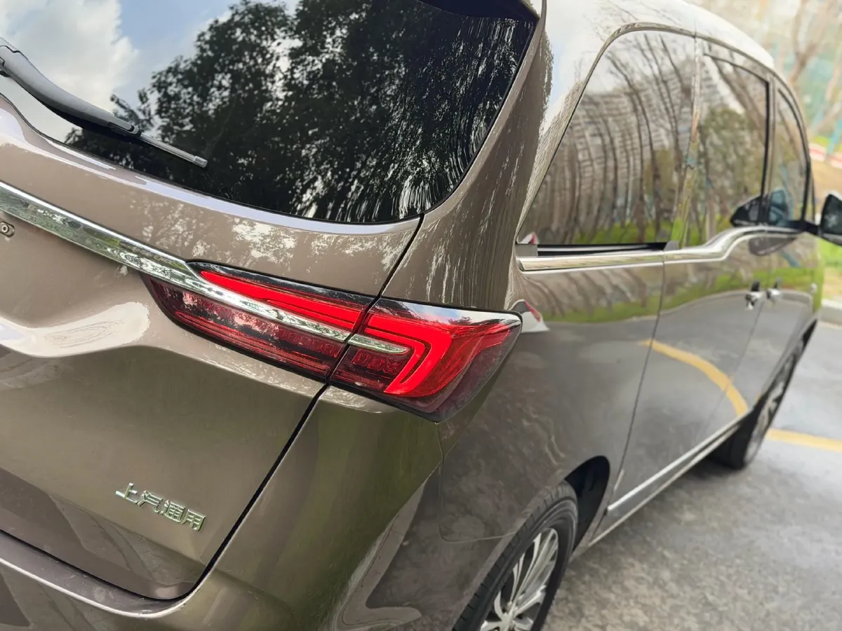 2021 Buick GL8 2.0T 237HP L4 9AT,autocango,china used car exporter,china ev exporter,chinese used car exporter,chinese used ev exporter