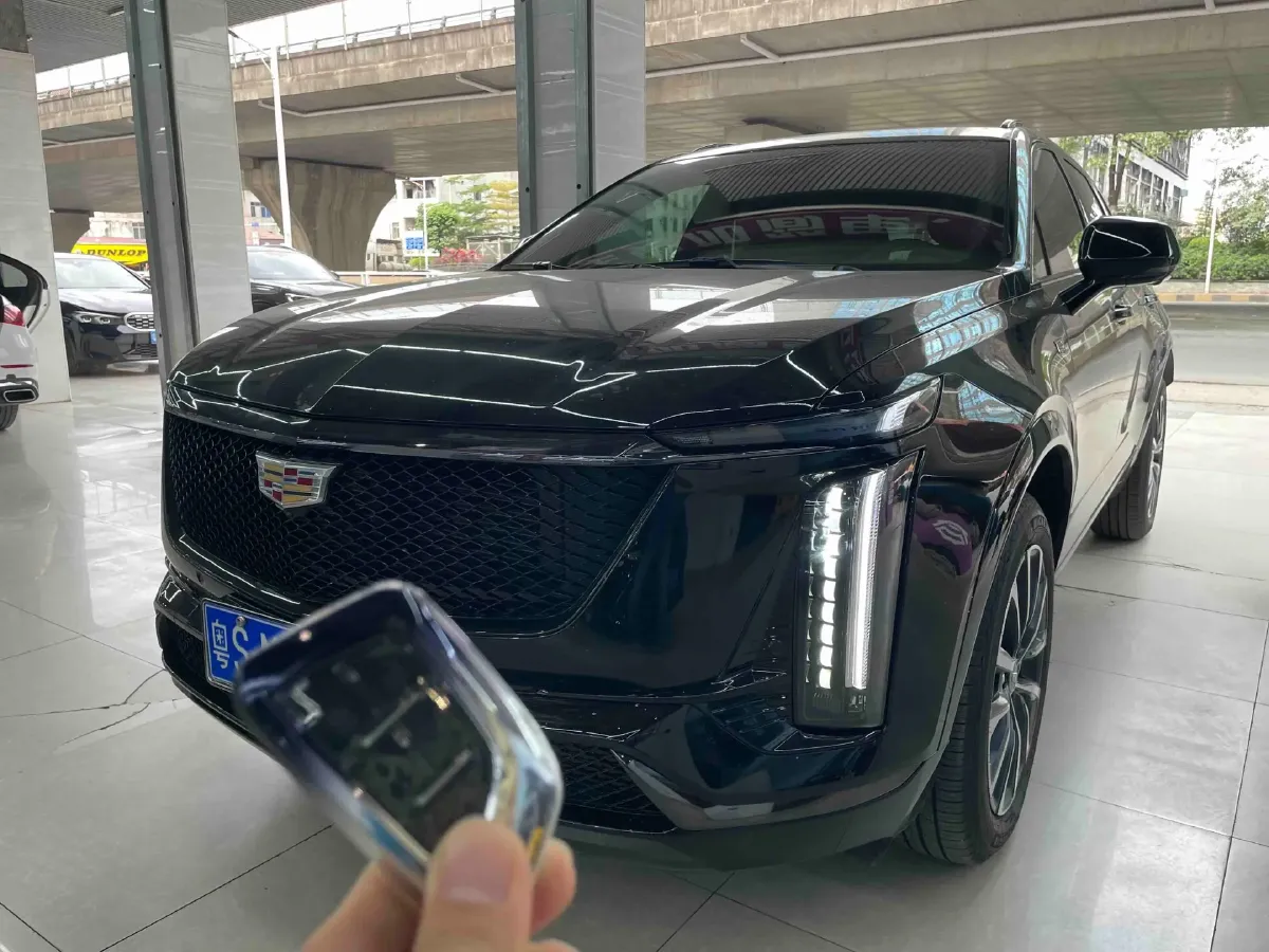 2026 Cadillac XT5 2.0T 237HP L4 9AT,autocango,china used car exporter,china ev exporter,chinese used car exporter,chinese used ev exporter