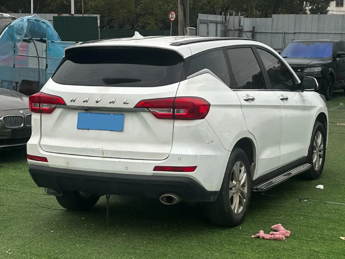 2019 Haval M6 1.5T 150HP L4 7DCT,autocango,china used car exporter,china ev exporter,chinese used car exporter,chinese used ev exporter