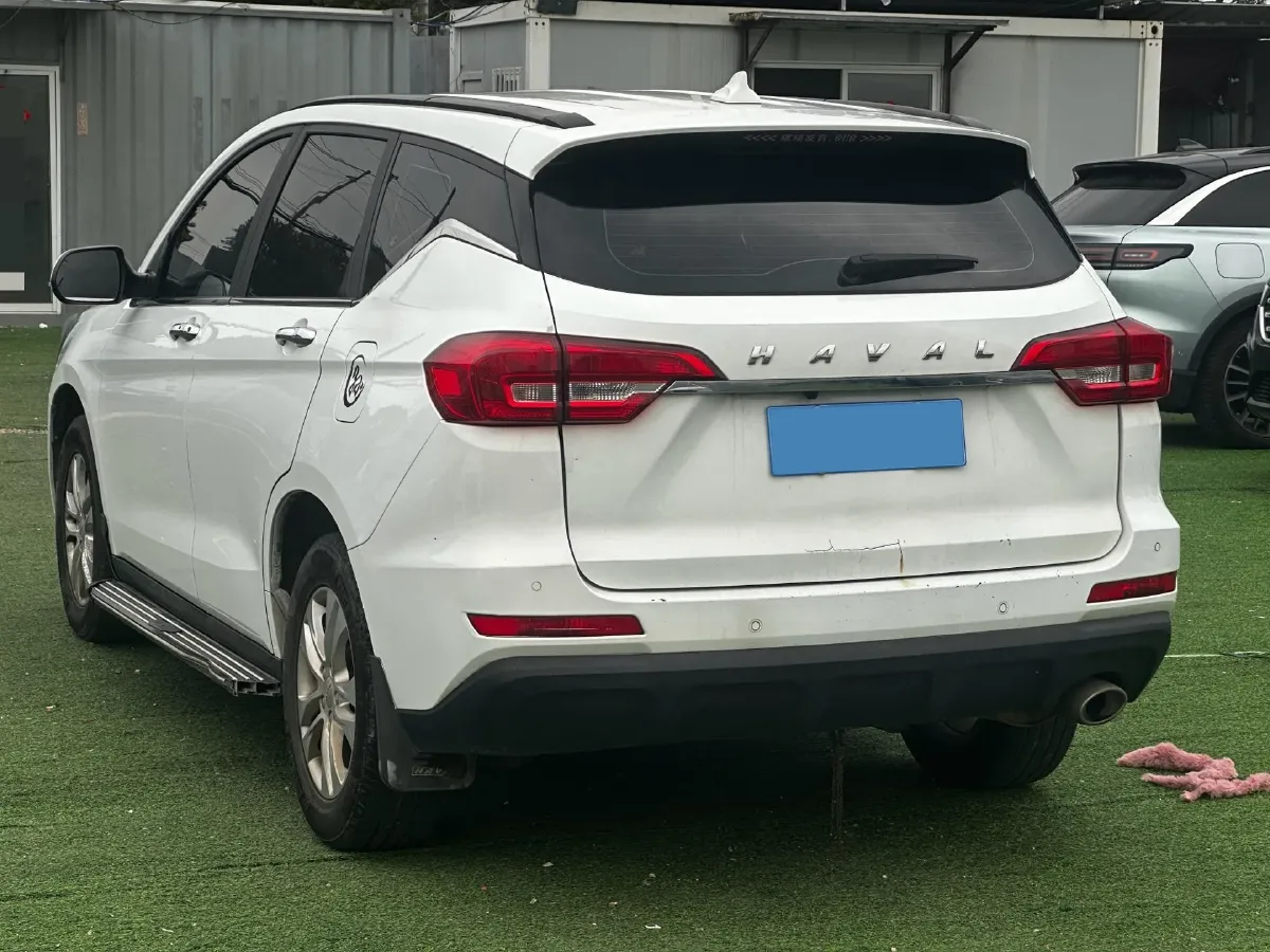 2019 Haval M6 1.5T 150HP L4 7DCT,autocango,china used car exporter,china ev exporter,chinese used car exporter,chinese used ev exporter