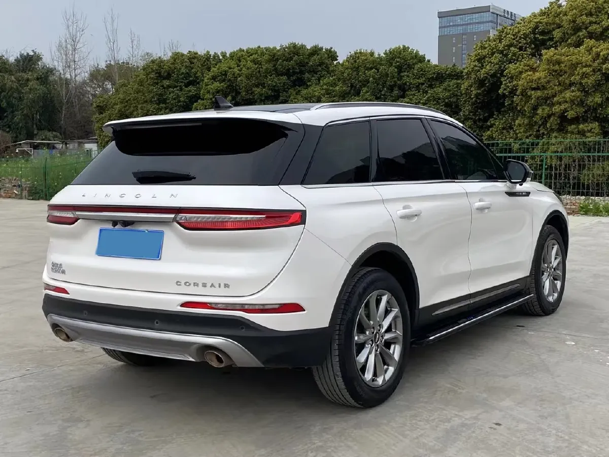 2021 Lincoln Corsair 2.0T 245HP L4 8AT,autocango,china used car exporter,china ev exporter,chinese used car exporter,chinese used ev exporter