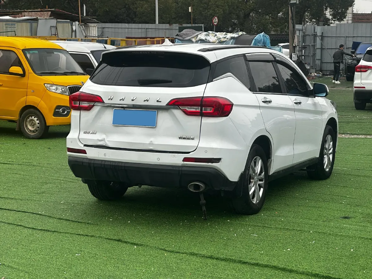 2019 Haval M6 1.5T 150HP L4 7DCT,autocango,china used car exporter,china ev exporter,chinese used car exporter,chinese used ev exporter