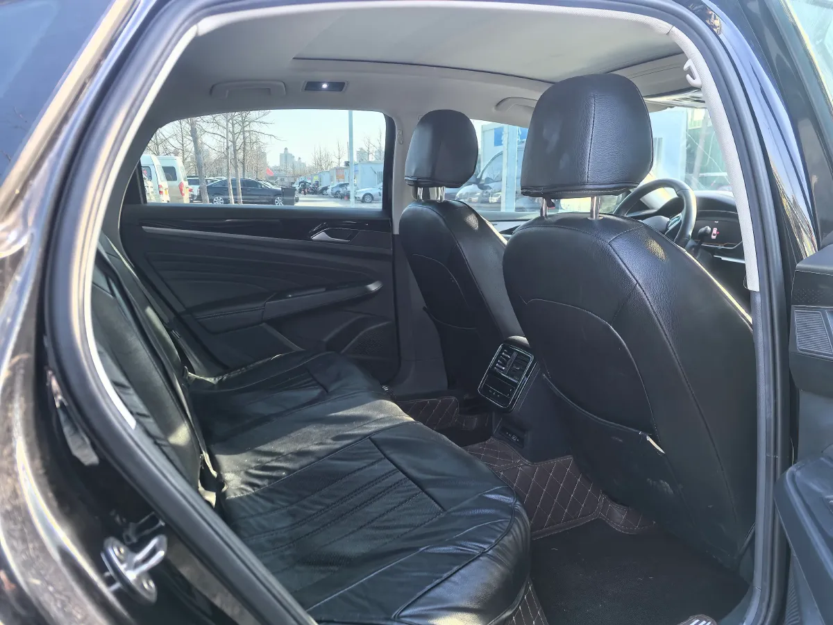 2022 Skoda Kodiak GT 2.0T 186HP L4 7DCT,autocango,china used car exporter,china ev exporter,chinese used car exporter,chinese used ev exporter