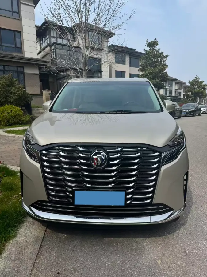 2022 Buick GL8 2.0T 237HP L4 9AT,autocango,china used car exporter,china ev exporter,chinese used car exporter,chinese used ev exporter