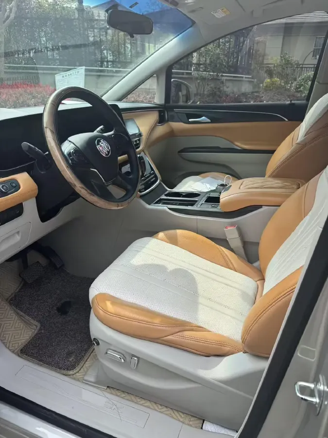 2022 Buick GL8 2.0T 237HP L4 9AT,autocango,china used car exporter,china ev exporter,chinese used car exporter,chinese used ev exporter