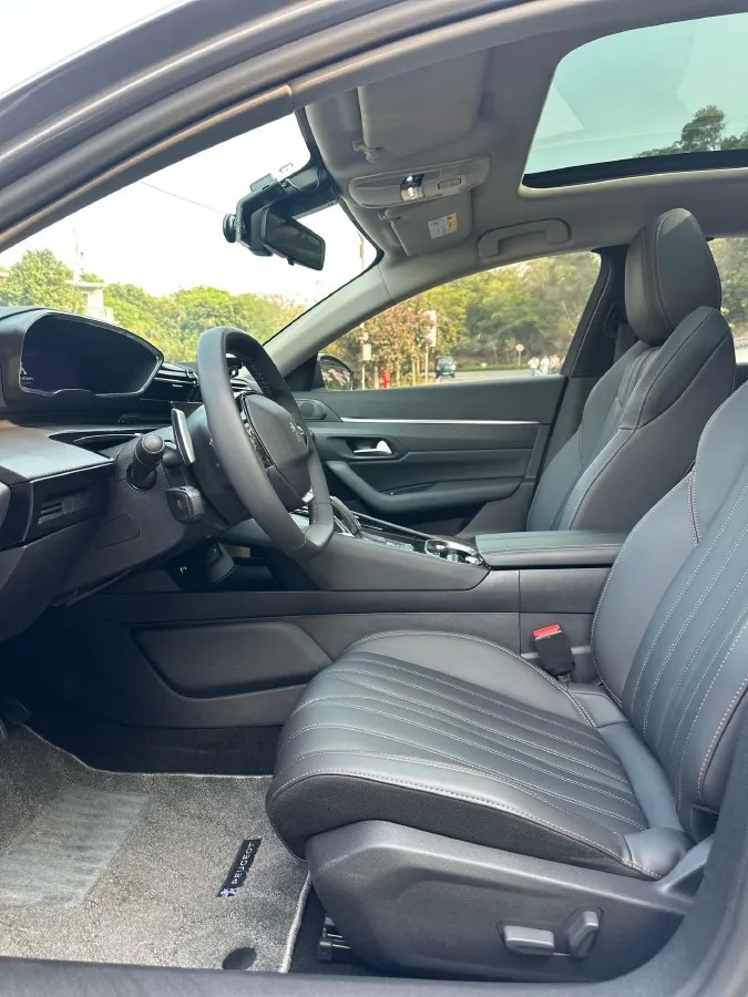 2021 Peugeot 508 1.8T 211HP L4 8AT,autocango,china used car exporter,china ev exporter,chinese used car exporter,chinese used ev exporter