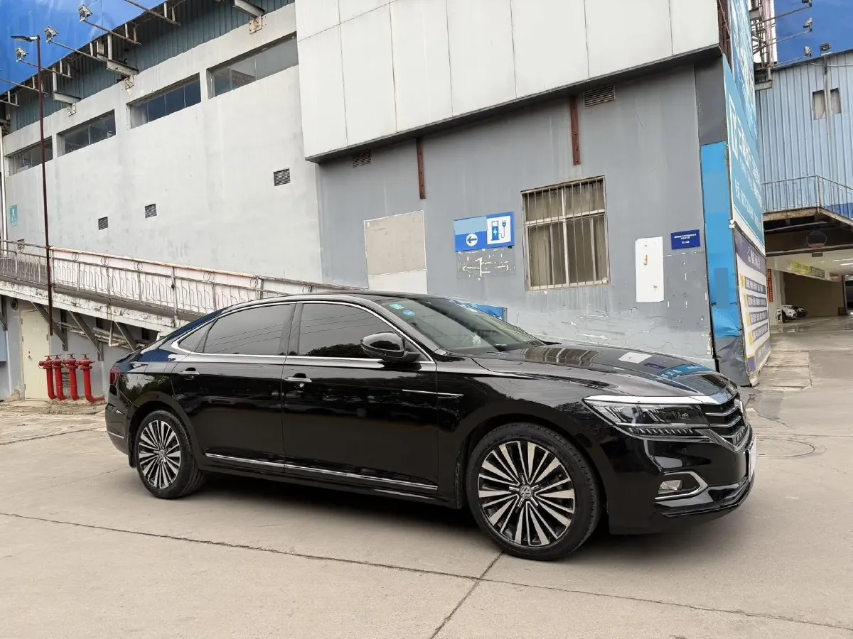 2020 Volkswagen Passat 2.0T 186HP L4 7DCT,autocango,china used car exporter,china ev exporter,chinese used car exporter,chinese used ev exporter