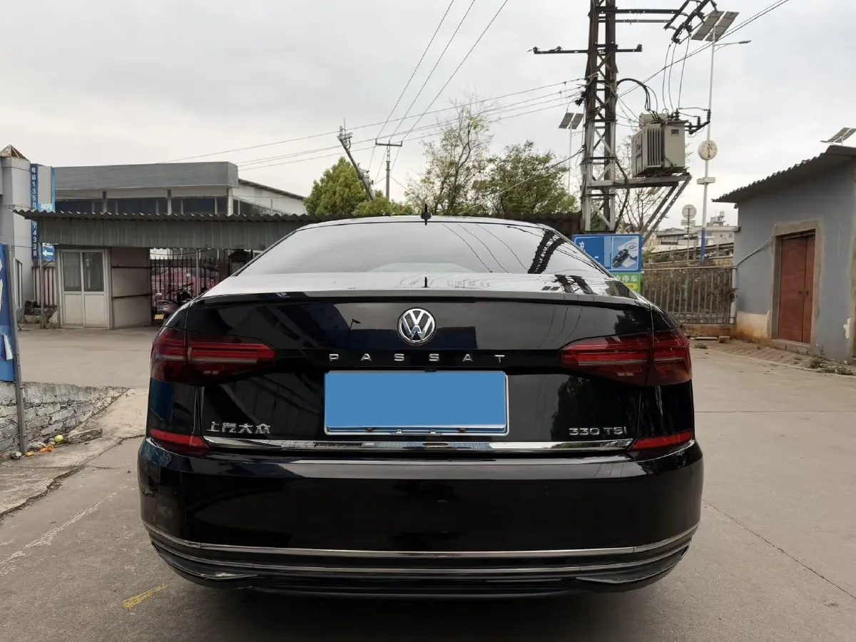 2020 Volkswagen Passat 2.0T 186HP L4 7DCT,autocango,china used car exporter,china ev exporter,chinese used car exporter,chinese used ev exporter