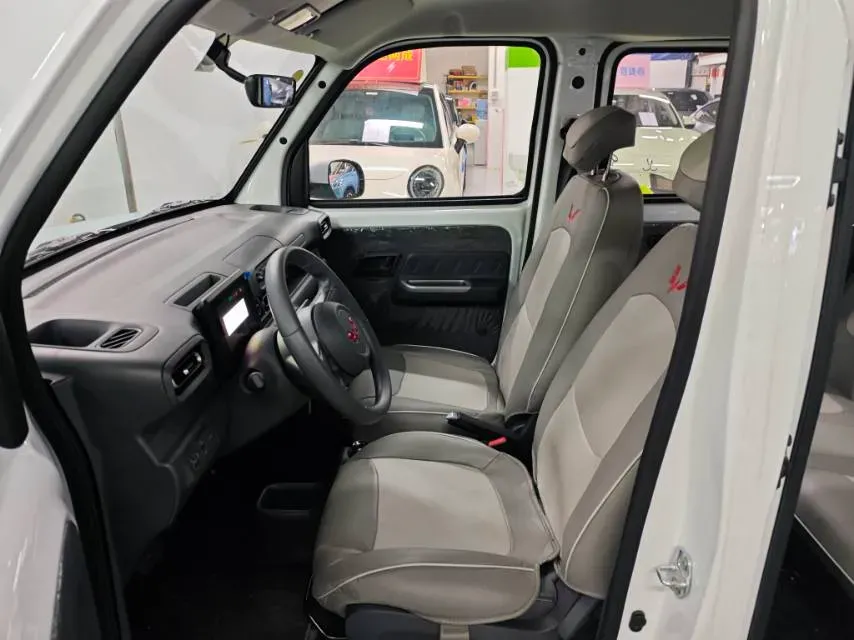 2025 WuLing ZhiGuang BEV 17.7KWH,autocango,china used car exporter,china ev exporter,chinese used car exporter,chinese used ev exporter