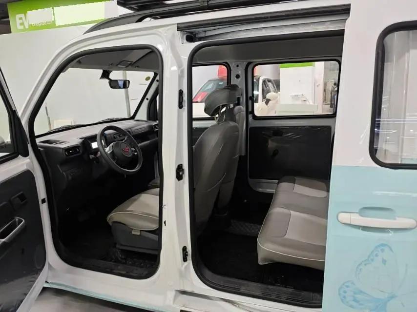 2025 WuLing ZhiGuang BEV 17.7KWH,autocango,china used car exporter,china ev exporter,chinese used car exporter,chinese used ev exporter