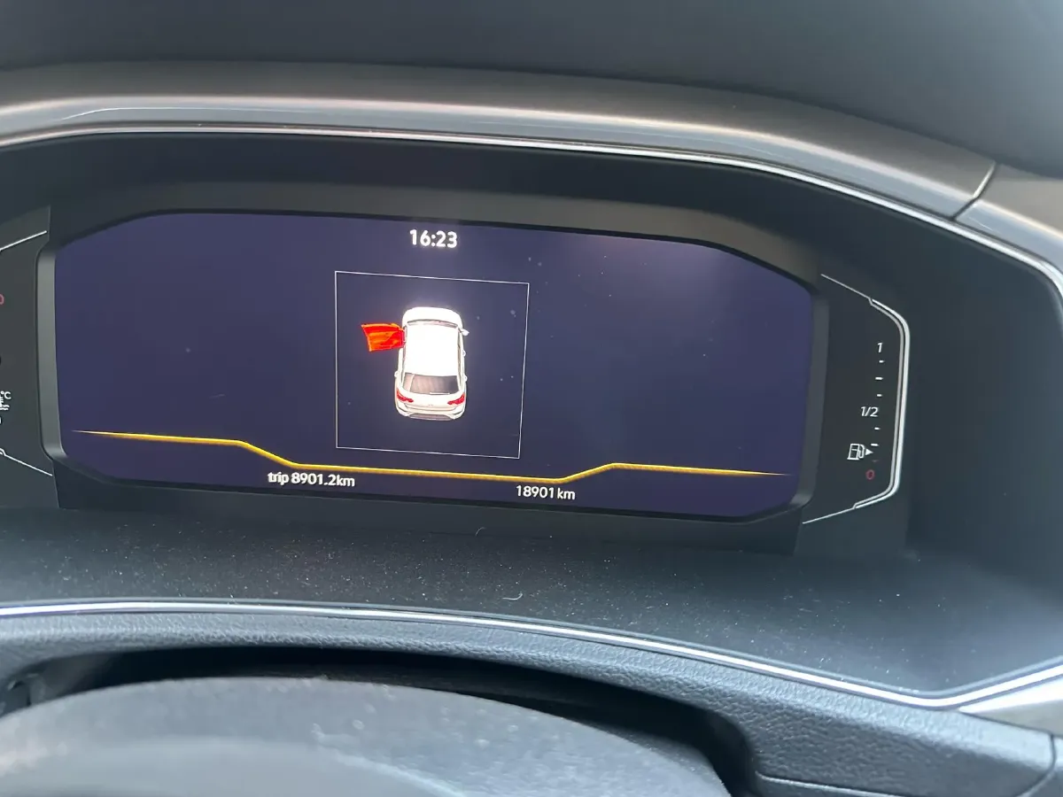 2022 Volkswagen T-Roc 1.4T 150HP L4 7DCT,autocango,china used car exporter,china ev exporter,chinese used car exporter,chinese used ev exporter