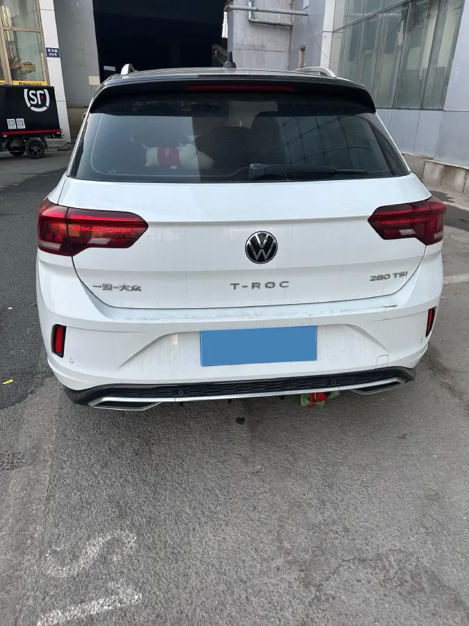 2022 Volkswagen T-Roc 1.4T 150HP L4 7DCT,autocango,china used car exporter,china ev exporter,chinese used car exporter,chinese used ev exporter