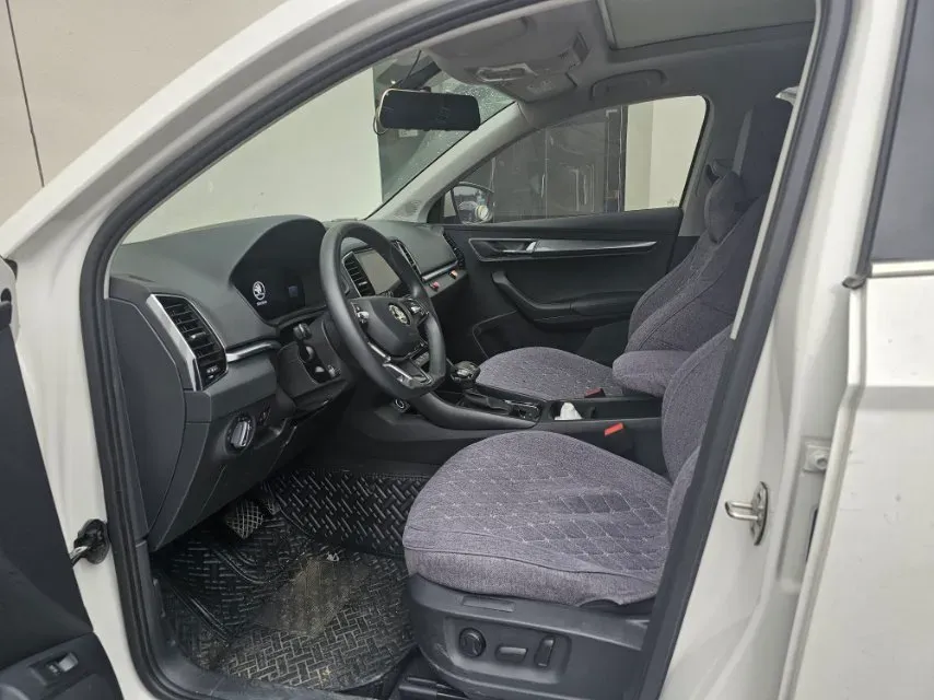 2022 Skoda Karoq 1.4T 150HP L4 7DCT,autocango,china used car exporter,china ev exporter,chinese used car exporter,chinese used ev exporter
