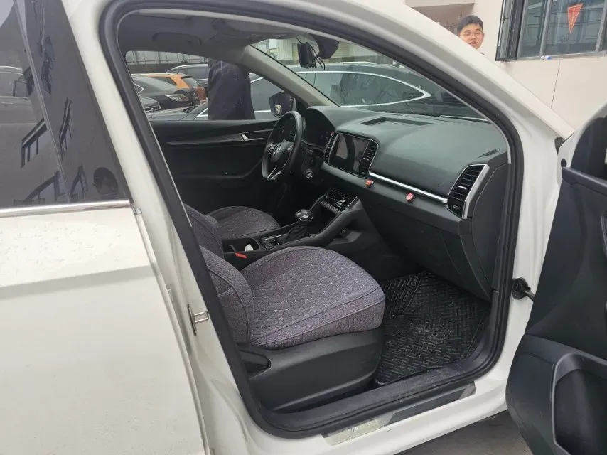 2022 Skoda Karoq 1.4T 150HP L4 7DCT,autocango,china used car exporter,china ev exporter,chinese used car exporter,chinese used ev exporter