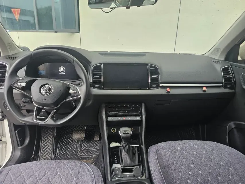 2022 Skoda Karoq 1.4T 150HP L4 7DCT,autocango,china used car exporter,china ev exporter,chinese used car exporter,chinese used ev exporter