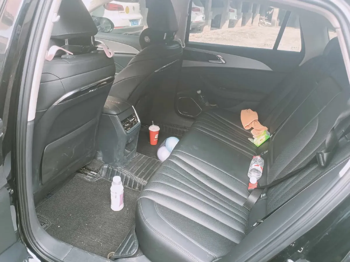 2022 HongQi H5 1.5T 169HP L4 7DCT,autocango,china used car exporter,china ev exporter,chinese used car exporter,chinese used ev exporter