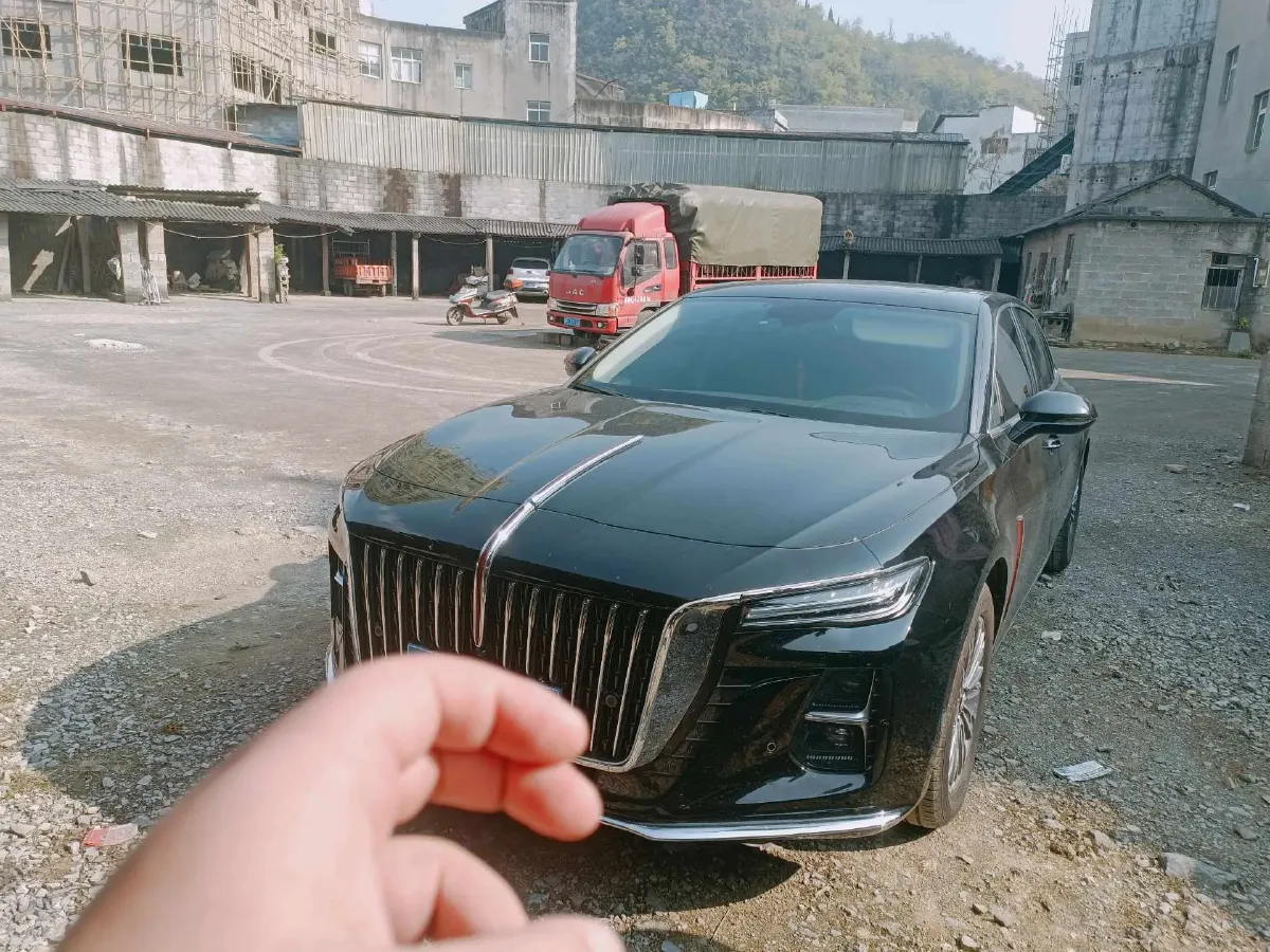 2022 HongQi H5 1.5T 169HP L4 7DCT,autocango,china used car exporter,china ev exporter,chinese used car exporter,chinese used ev exporter