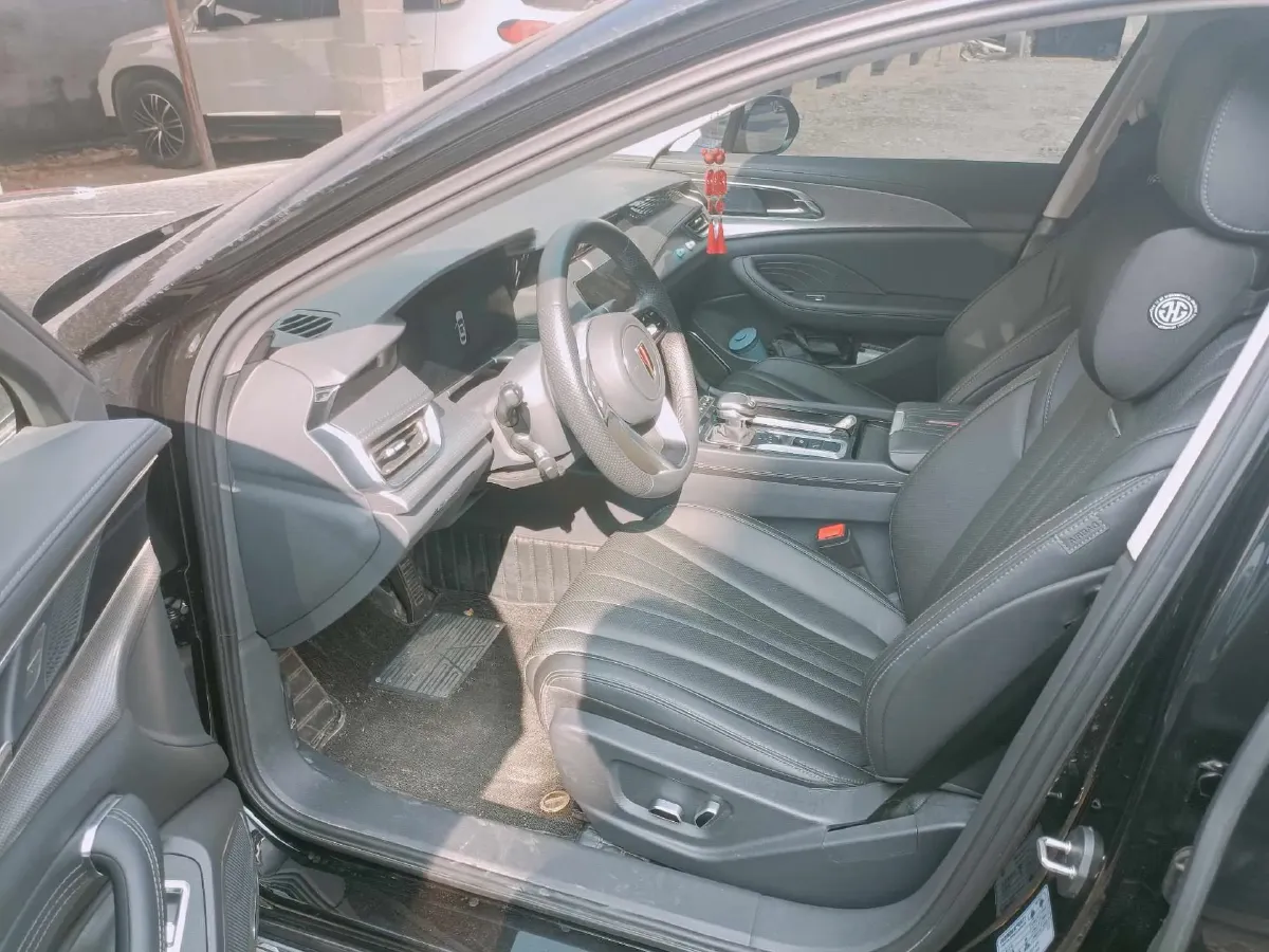 2022 HongQi H5 1.5T 169HP L4 7DCT,autocango,china used car exporter,china ev exporter,chinese used car exporter,chinese used ev exporter