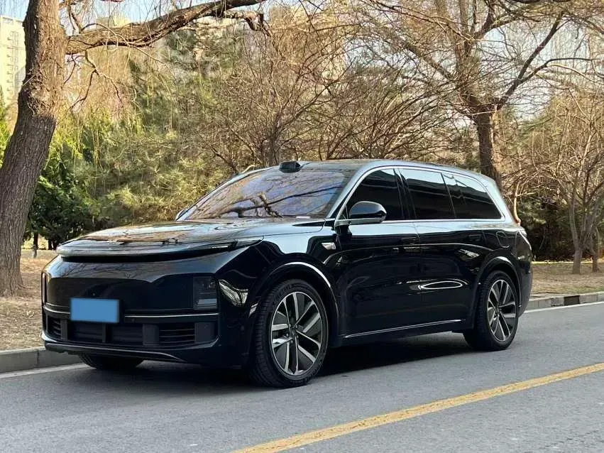 2022 Li L9 Range Extended 154HP REEV 42.6KWH,autocango,china used car exporter,china ev exporter,chinese used car exporter,chinese used ev exporter