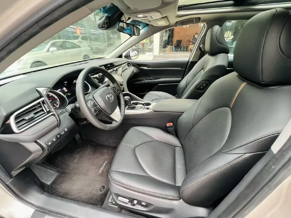 2021 Toyota Camry 2.5L 178HP L4 E-CVT Hybrid,autocango,china used car exporter,china ev exporter,chinese used car exporter,chinese used ev exporter