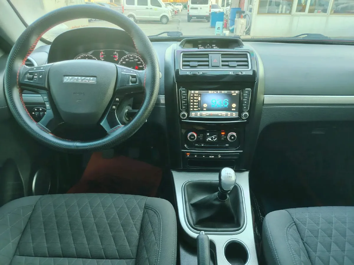 2018 Haval H5 Class 2.0T 190HP L4 6MT,autocango,china used car exporter,china ev exporter,chinese used car exporter,chinese used ev exporter