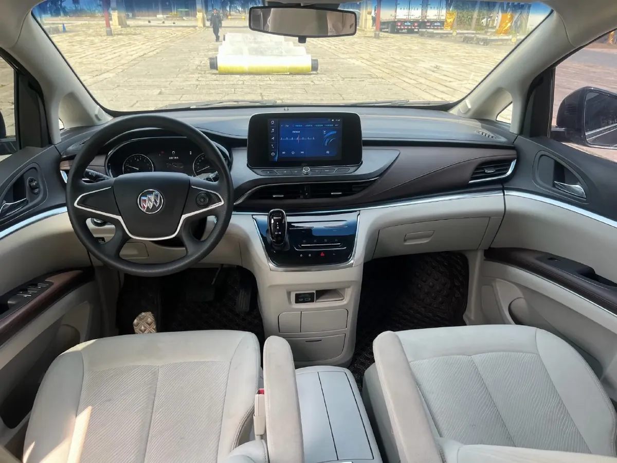 2021 Buick GL8 2.0T 237HP L4 9AT,autocango,china used car exporter,china ev exporter,chinese used car exporter,chinese used ev exporter