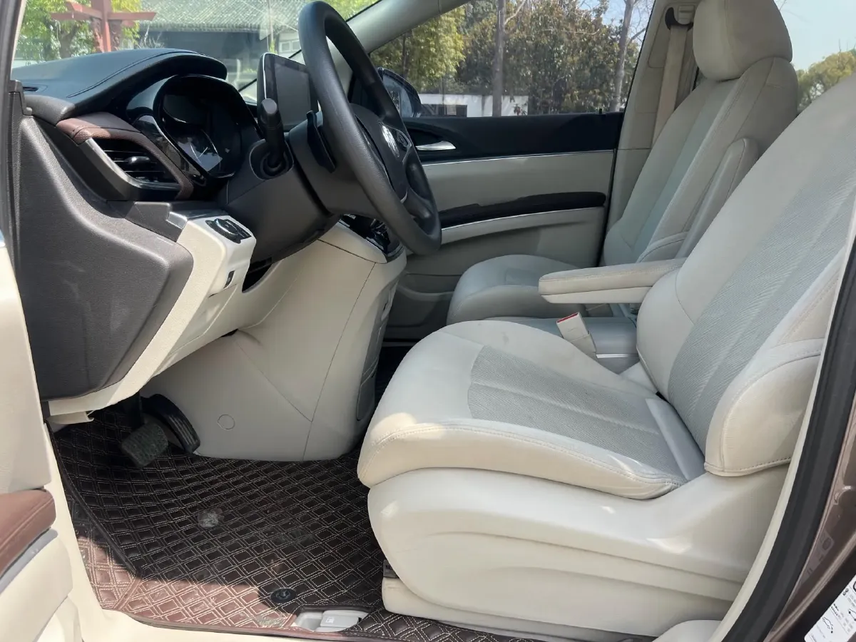 2021 Buick GL8 2.0T 237HP L4 9AT,autocango,china used car exporter,china ev exporter,chinese used car exporter,chinese used ev exporter