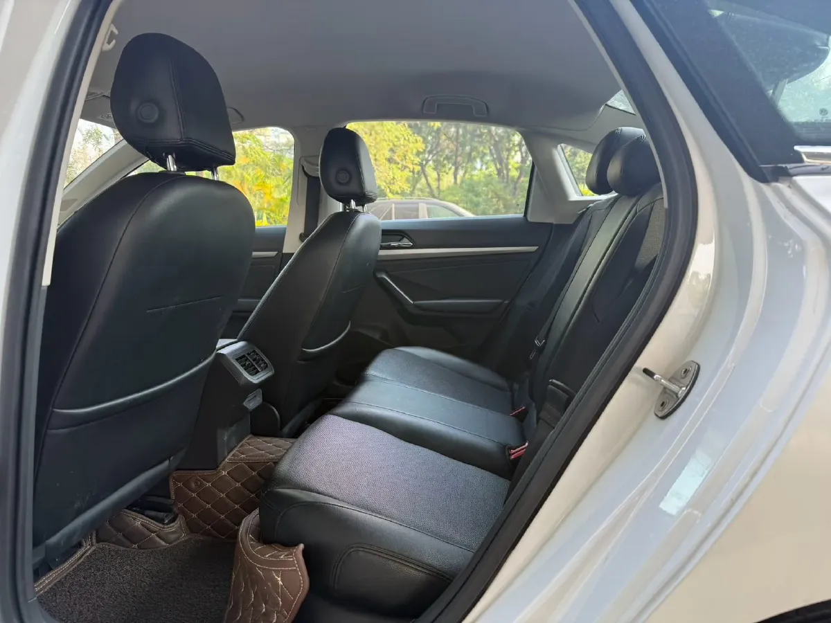 2021 Volkswagen Lavida 1.5L 113HP L4 6AT,autocango,china used car exporter,china ev exporter,chinese used car exporter,chinese used ev exporter