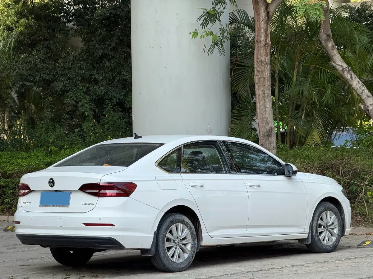 2021 Volkswagen Lavida 1.5L 113HP L4 6AT,autocango,china used car exporter,china ev exporter,chinese used car exporter,chinese used ev exporter